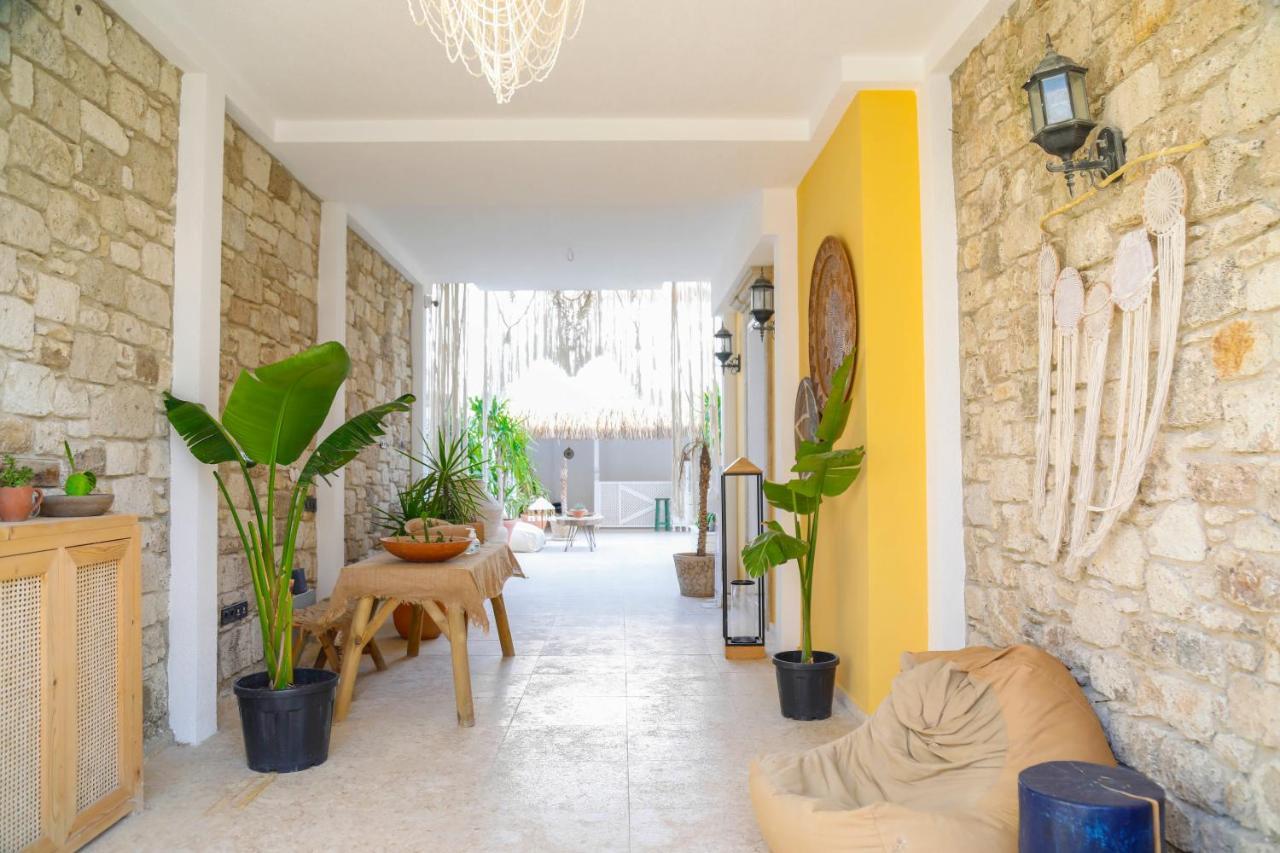 Adacan Butik Otel Esmirna Exterior foto